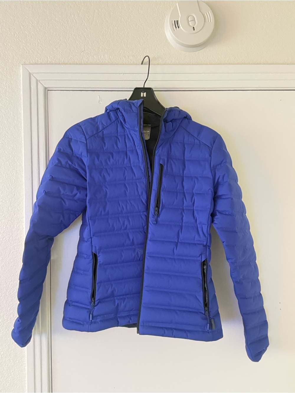 Mountain Hardwear Jacket - Women’s XS